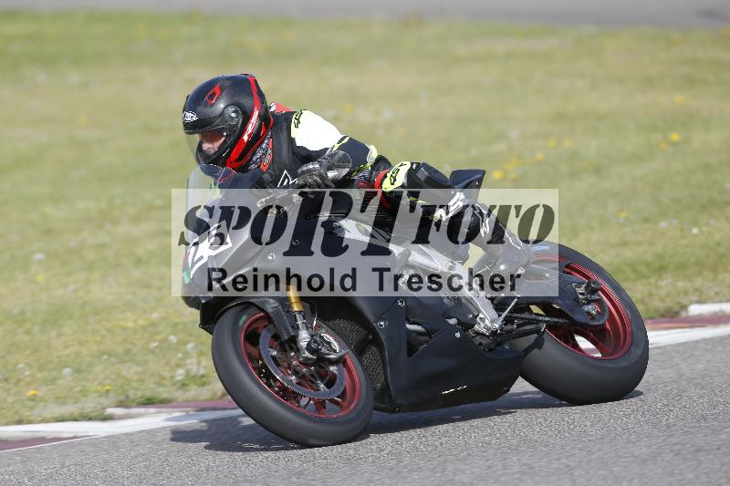 /08 17.04.2026  TZ Motorsport ADR/Gruppe gruen/25